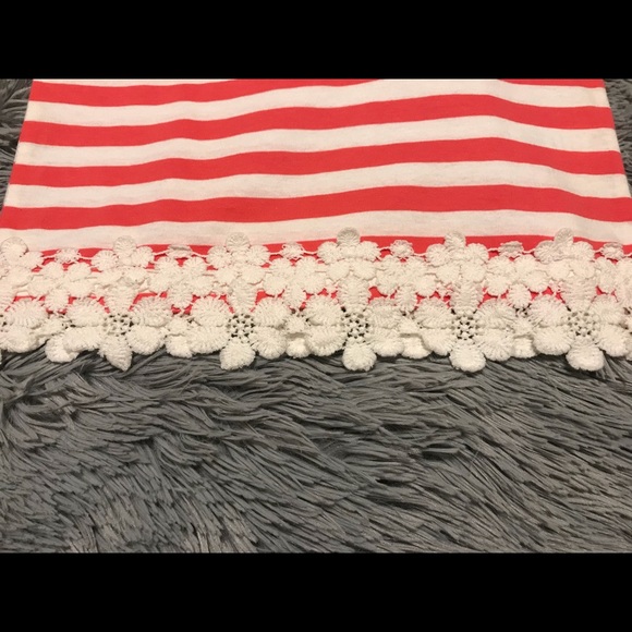 NWT OSHKOSH STRIPED CROCHET TRIM T-SHIRT - Picture 3 of 3